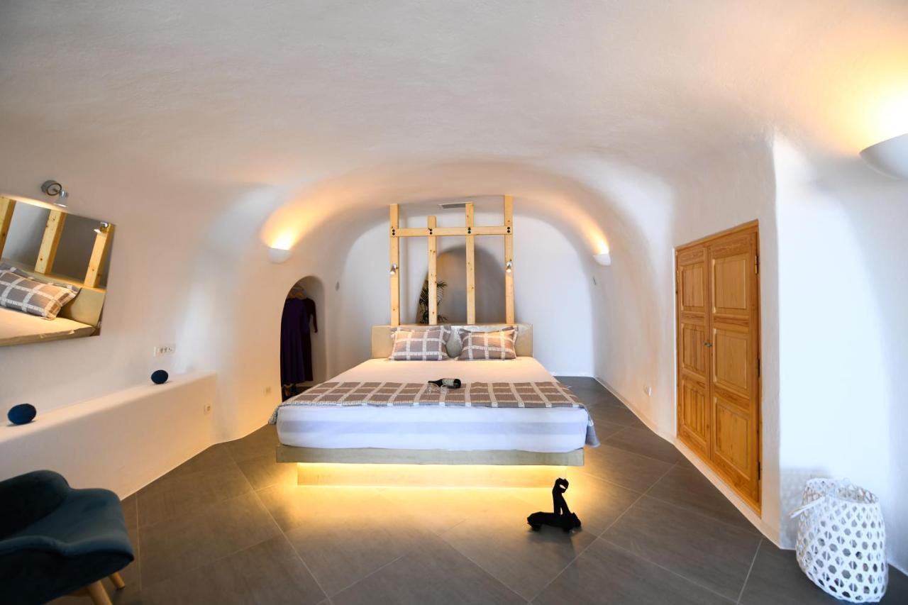 Luxe Efis Home Sea View 4 Villas & 4 Prive Jacuzzi Imerovigli (Santorini) Exterior foto