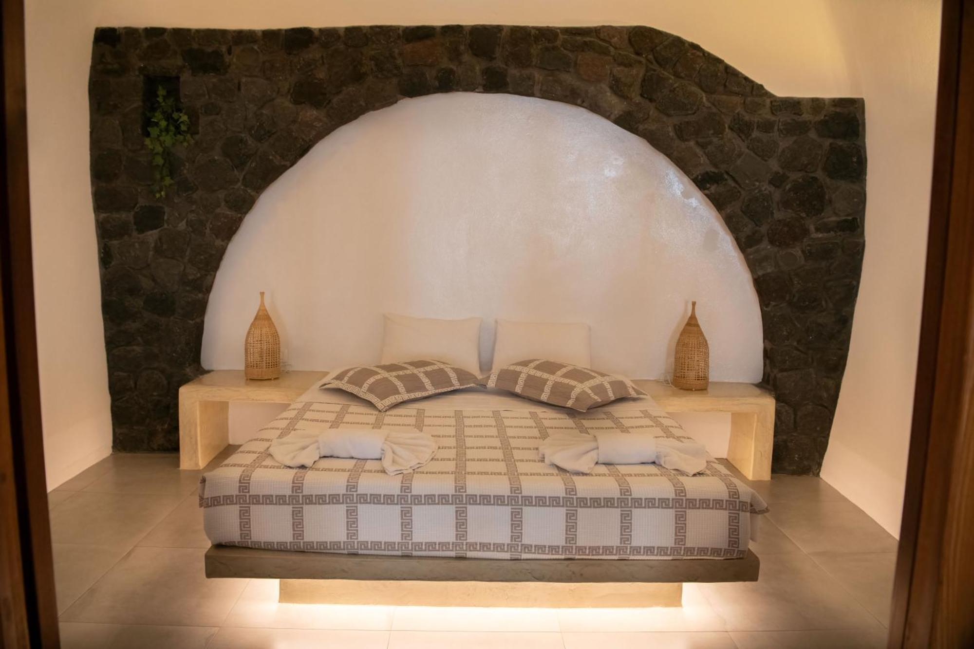 Luxe Efis Home Sea View 4 Villas & 4 Prive Jacuzzi Imerovigli (Santorini) Exterior foto