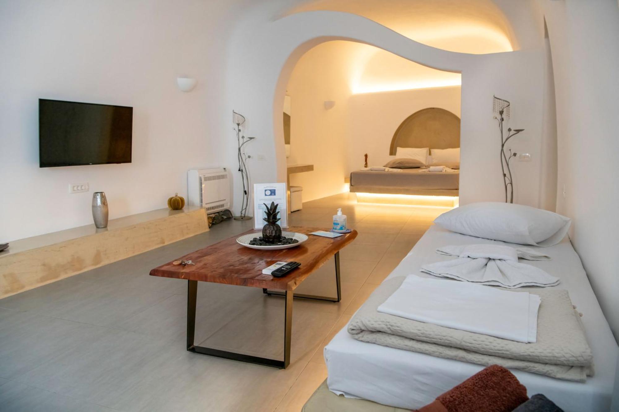 Luxe Efis Home Sea View 4 Villas & 4 Prive Jacuzzi Imerovigli (Santorini) Exterior foto
