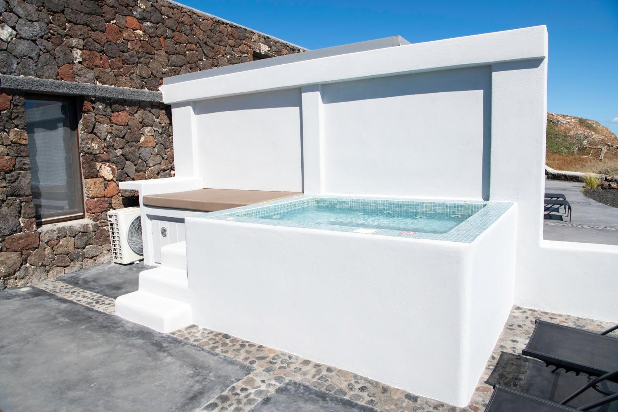Luxe Efis Home Sea View 4 Villas & 4 Prive Jacuzzi Imerovigli (Santorini) Exterior foto