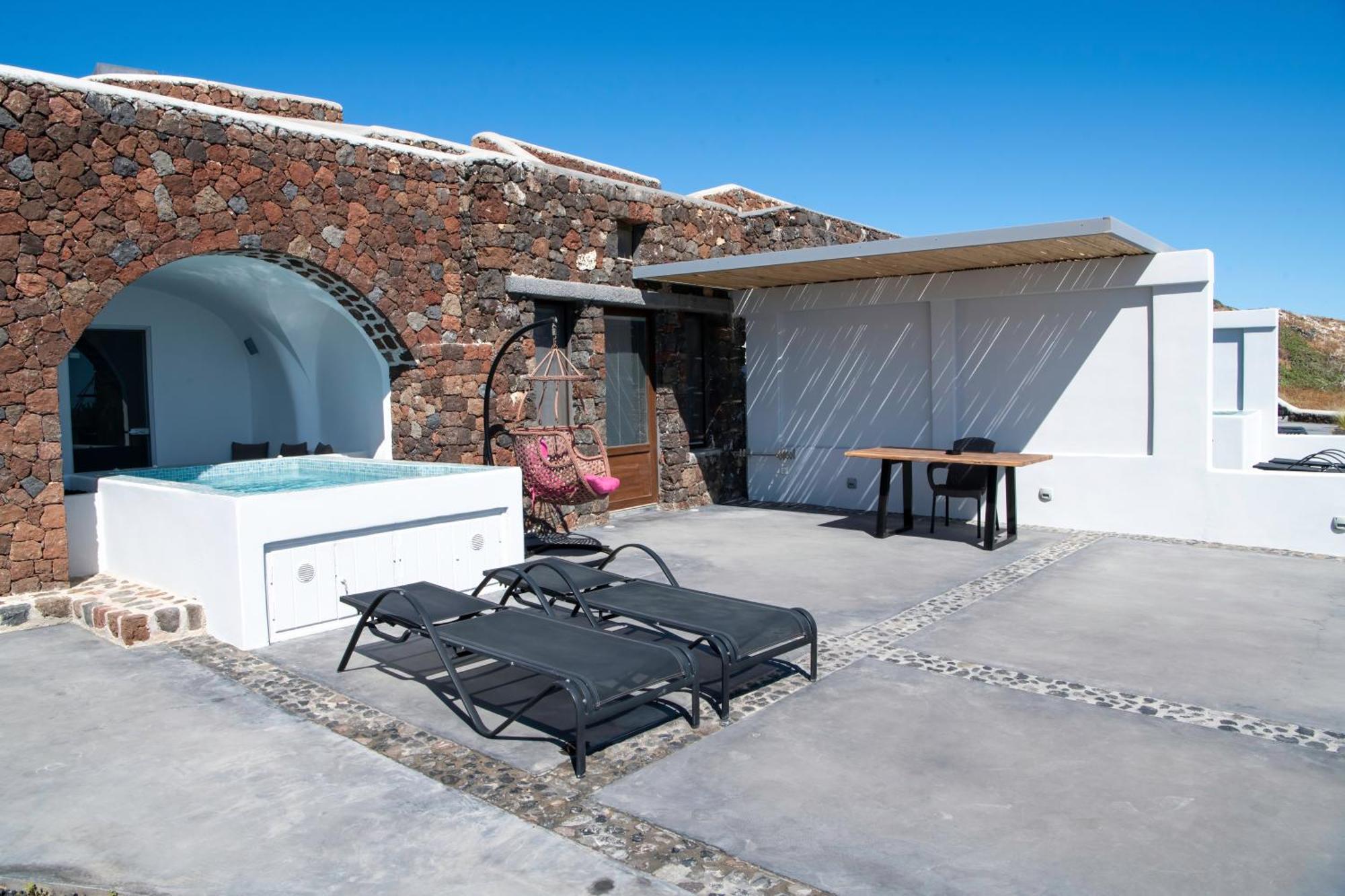 Luxe Efis Home Sea View 4 Villas & 4 Prive Jacuzzi Imerovigli (Santorini) Exterior foto